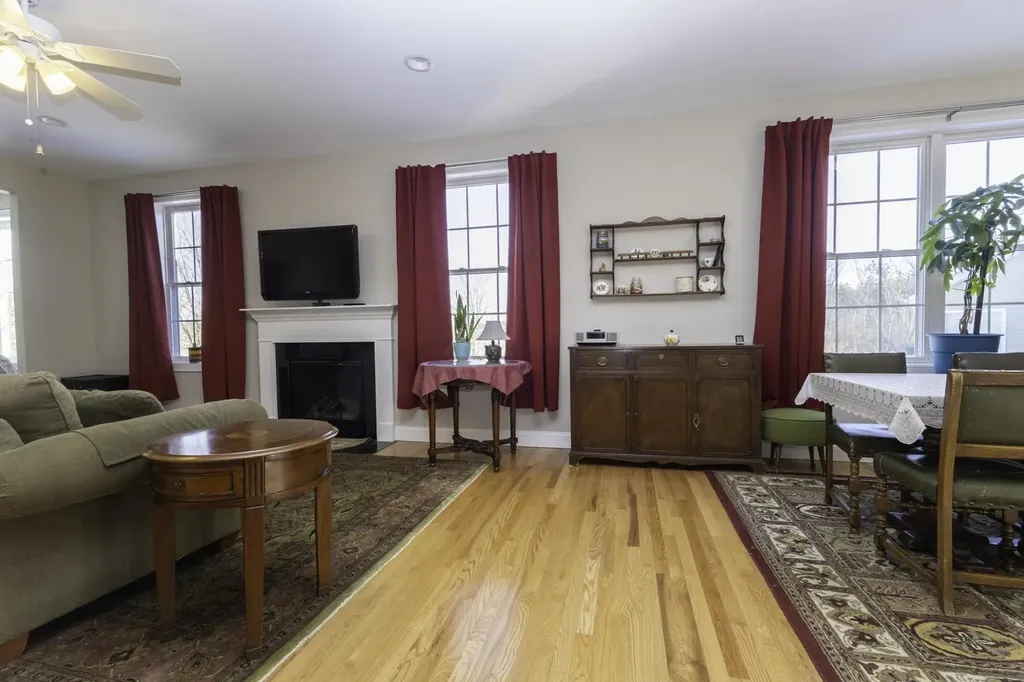 78 Cielo Drive Dover NH 03820