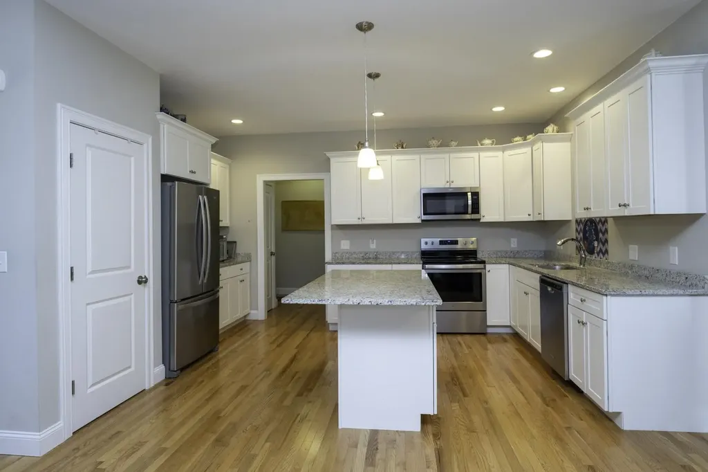 78 Cielo Drive Dover NH 03820