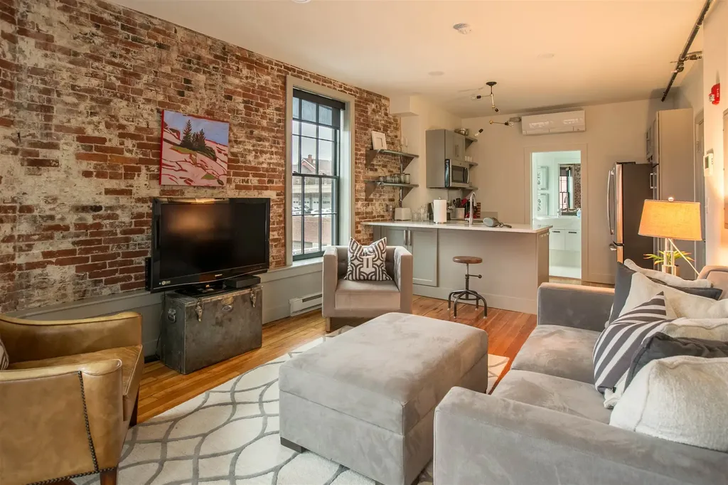 140 Penhallow Street Portsmouth NH 03801
