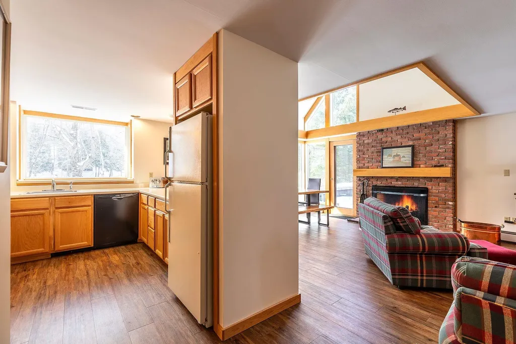 81 Pond View Road Winhall VT 05340