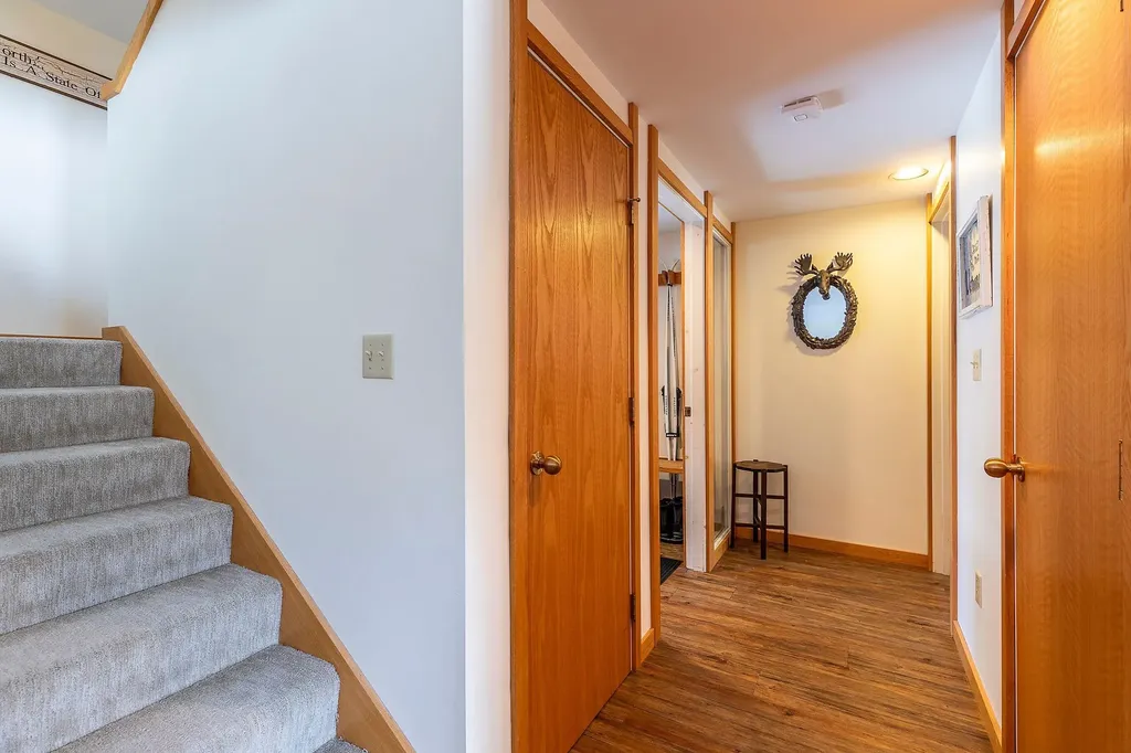 81 Pond View Road Winhall VT 05340