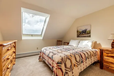 81 Pond View Road Winhall VT 05340