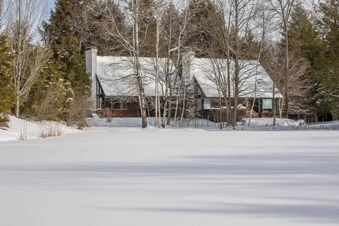 81 Pond View Road Winhall VT 05340