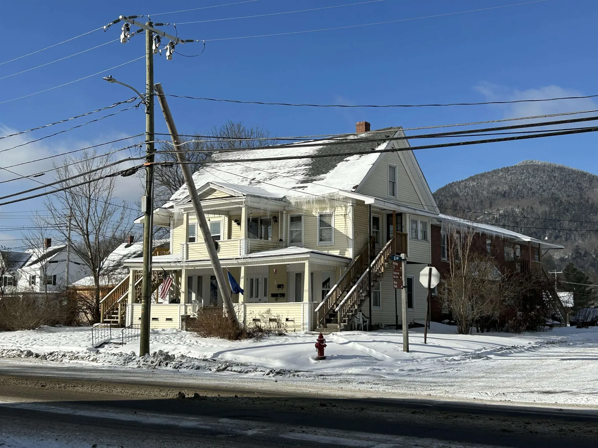 127 Main Street Colebrook NH 03576