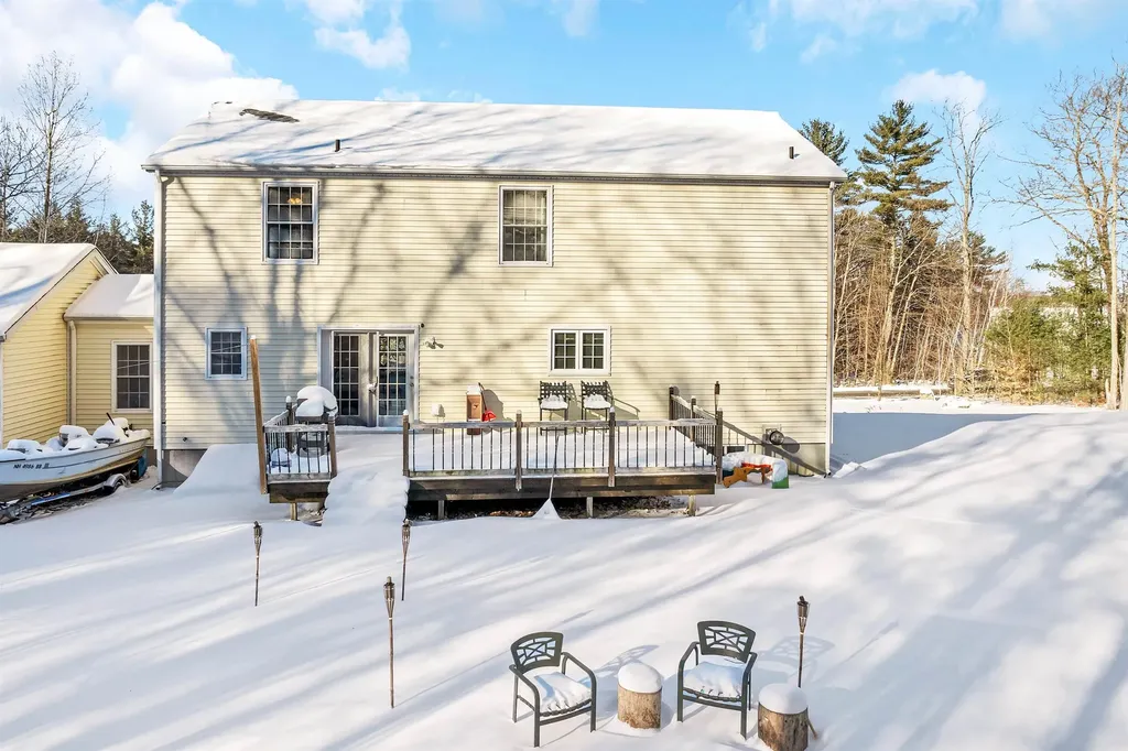 65 Phoenician Way Laconia NH 03246