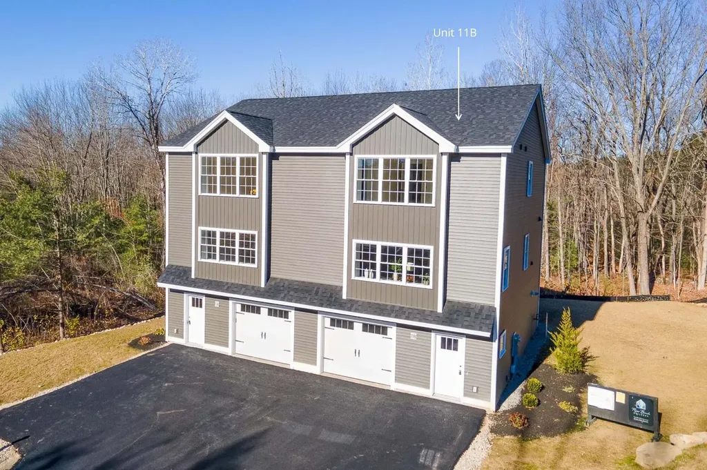 11b Birch Hill Lane Somersworth NH 03878