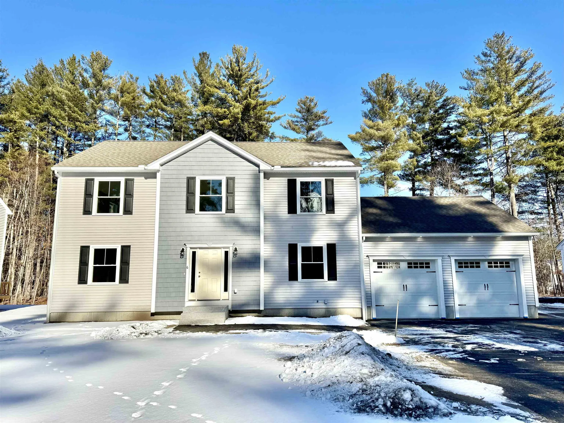 6 Lorelai Way Nashua NH 03062