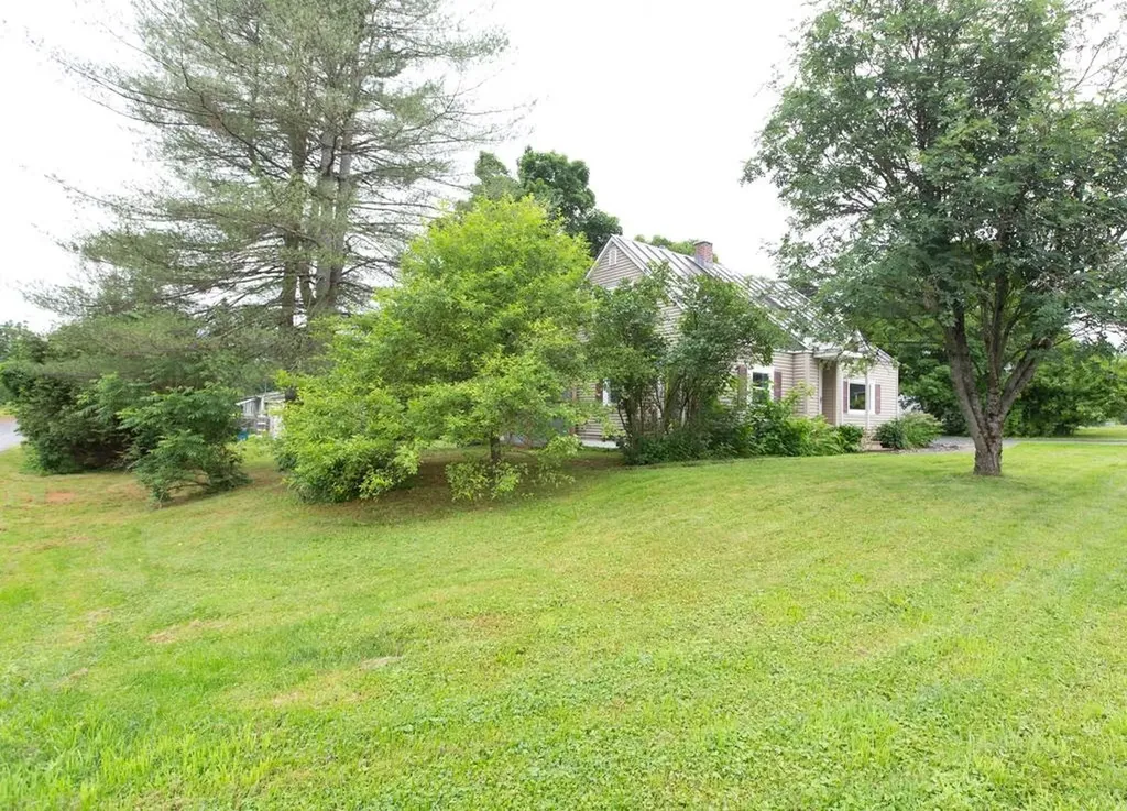 8 Derby Drive Montpelier VT 05602