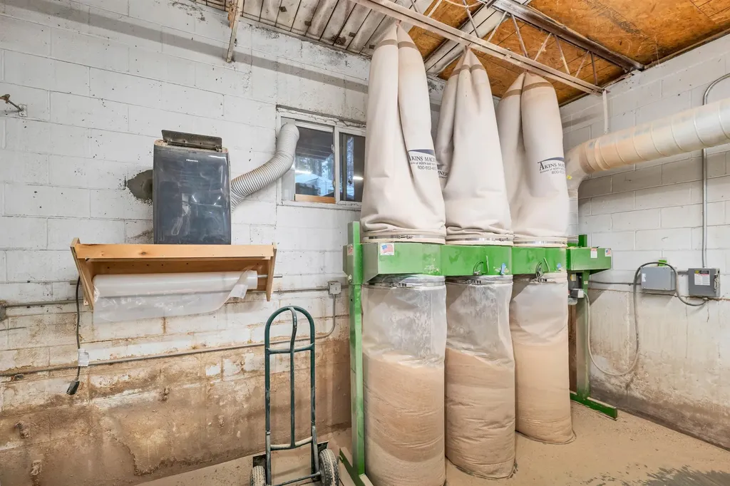 15 Durrell Mountain Road Belmont NH 03220