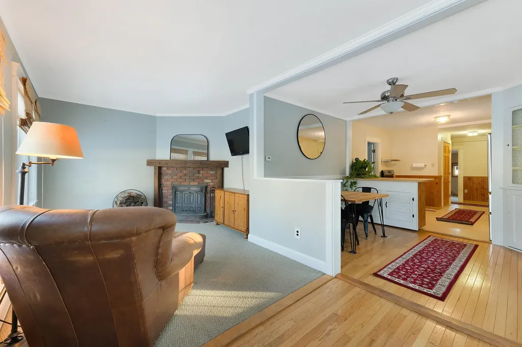 8 Madison Avenue Rochester NH 03867