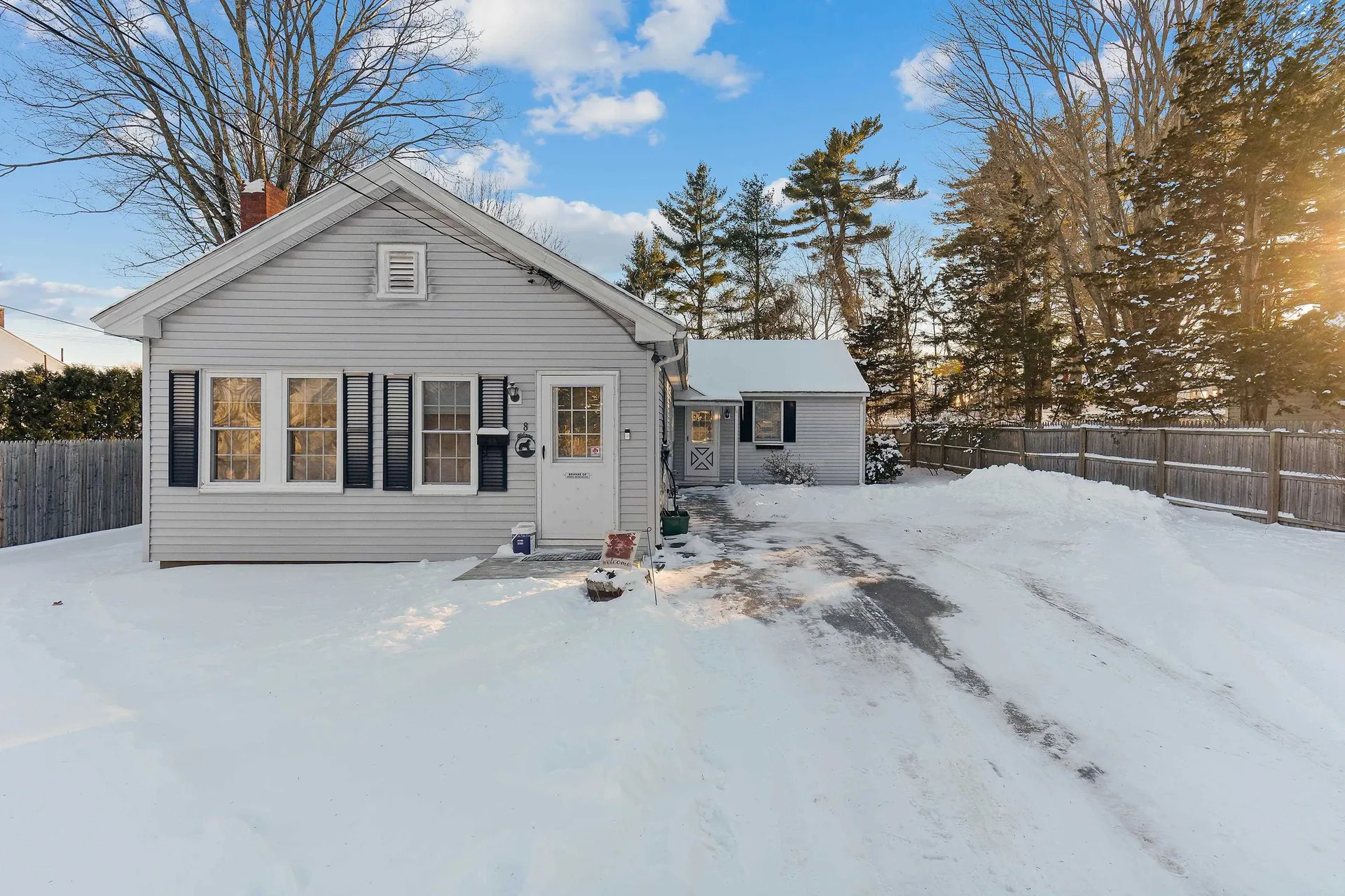 8 Madison Avenue Rochester NH 03867