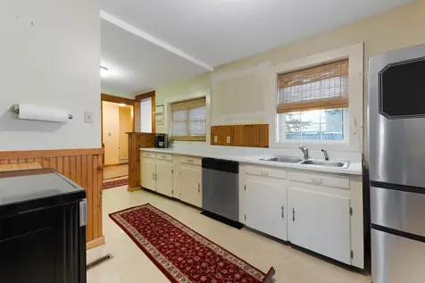 8 Madison Avenue Rochester NH 03867