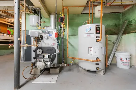 8 Madison Avenue Rochester NH 03867