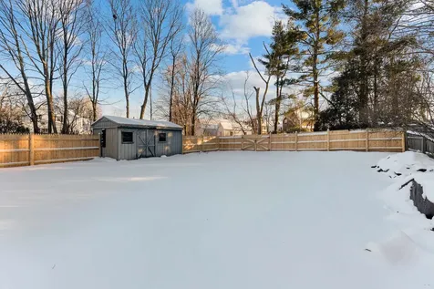 8 Madison Avenue Rochester NH 03867