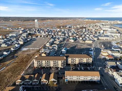 32 Ashworth Avenue Hampton NH 03842