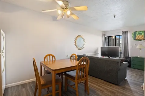 32 Ashworth Avenue Hampton NH 03842