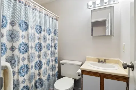 32 Ashworth Avenue Hampton NH 03842
