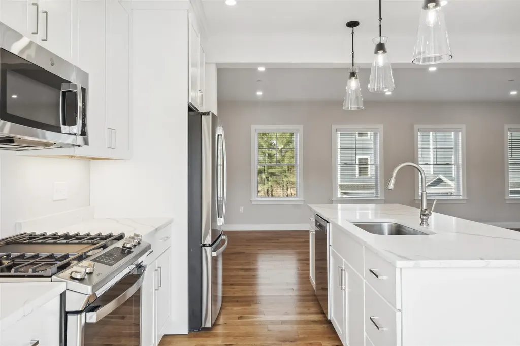 29 Juniper Lane Portsmouth NH 03801