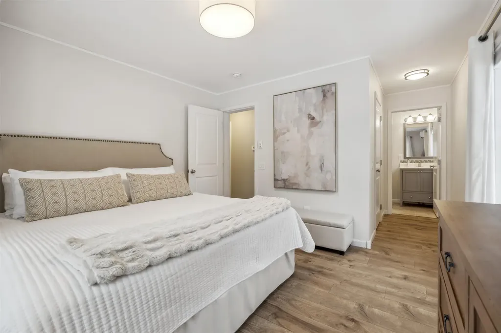 43 Pleasant Street Meredith NH 03253