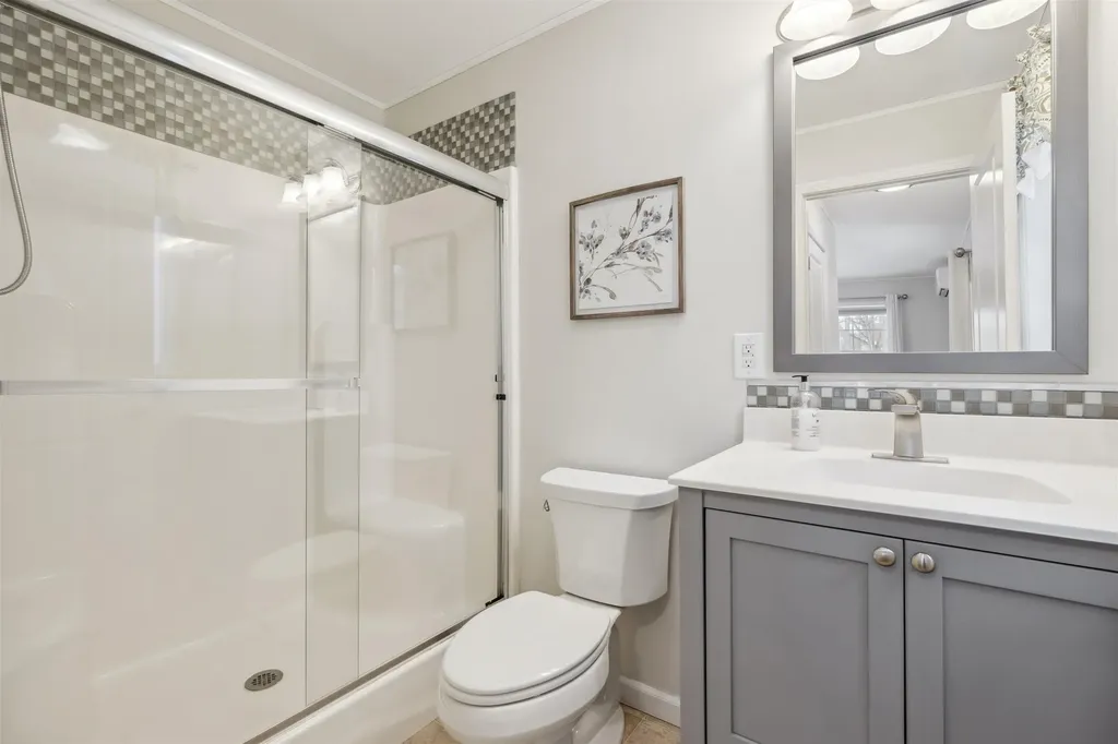 43 Pleasant Street Meredith NH 03253