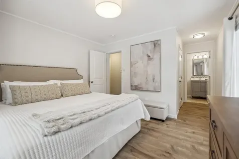 43 Pleasant Street Meredith NH 03253