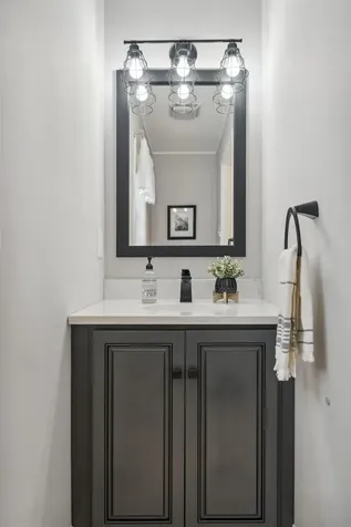 43 Pleasant Street Meredith NH 03253