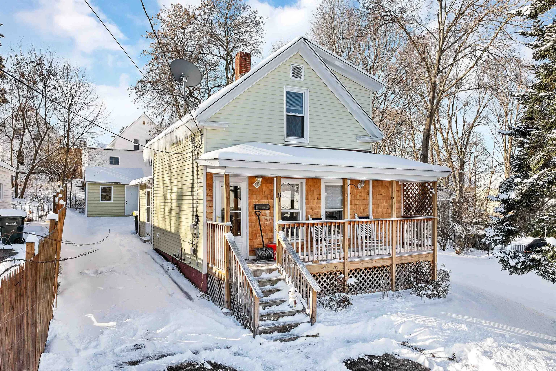 81 Winter Street Laconia NH 03246