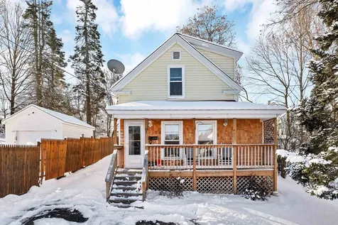 81 Winter Street Laconia NH 03246