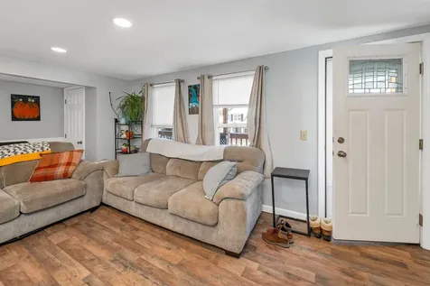81 Winter Street Laconia NH 03246