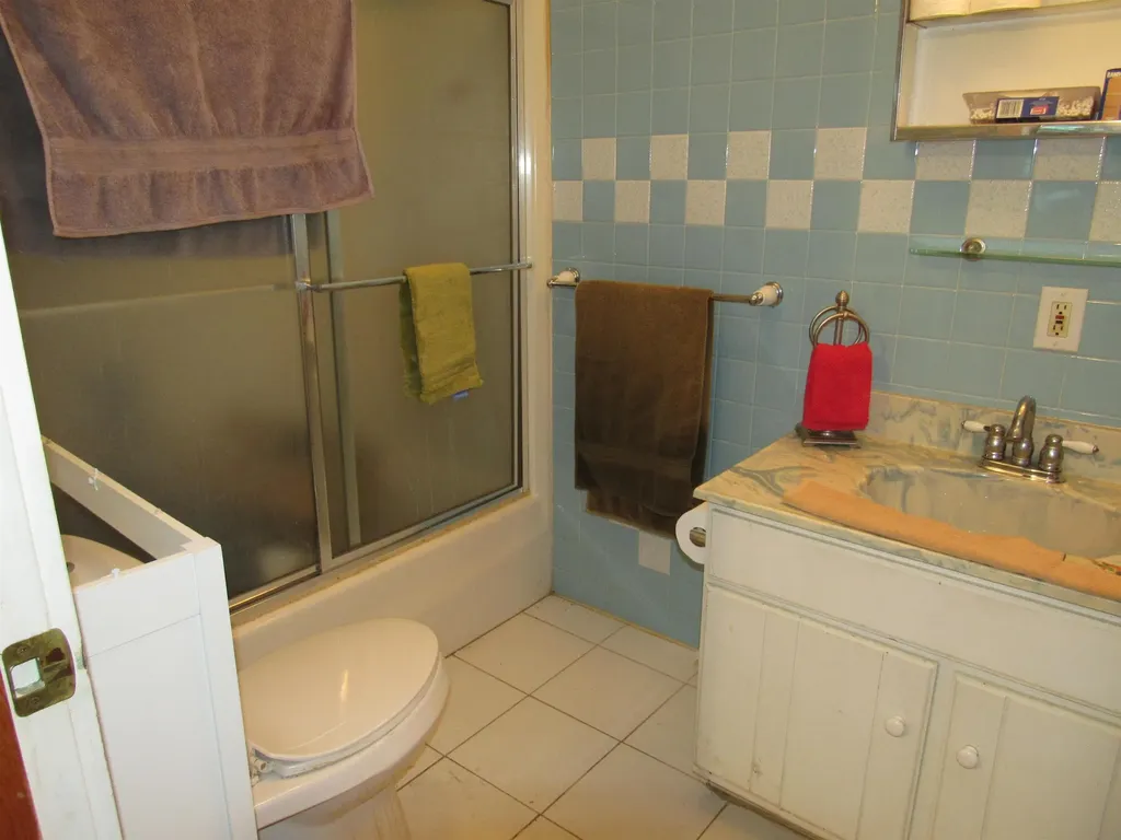 4 Williams Court Nashua NH 03060