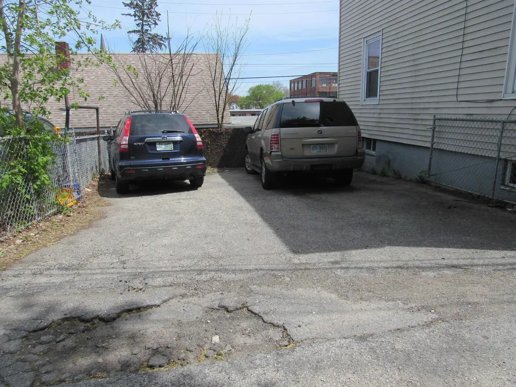 4 Williams Court Nashua NH 03060