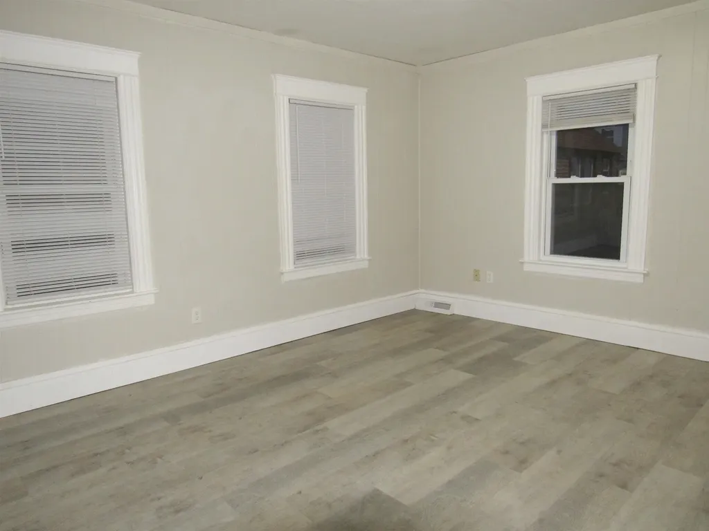 4 Williams Court Nashua NH 03060