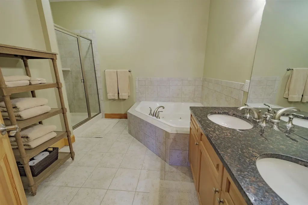 7b Overbrook Drive Dover VT 05356