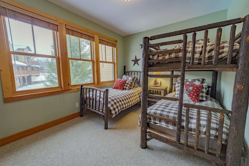 7b Overbrook Drive Dover VT 05356