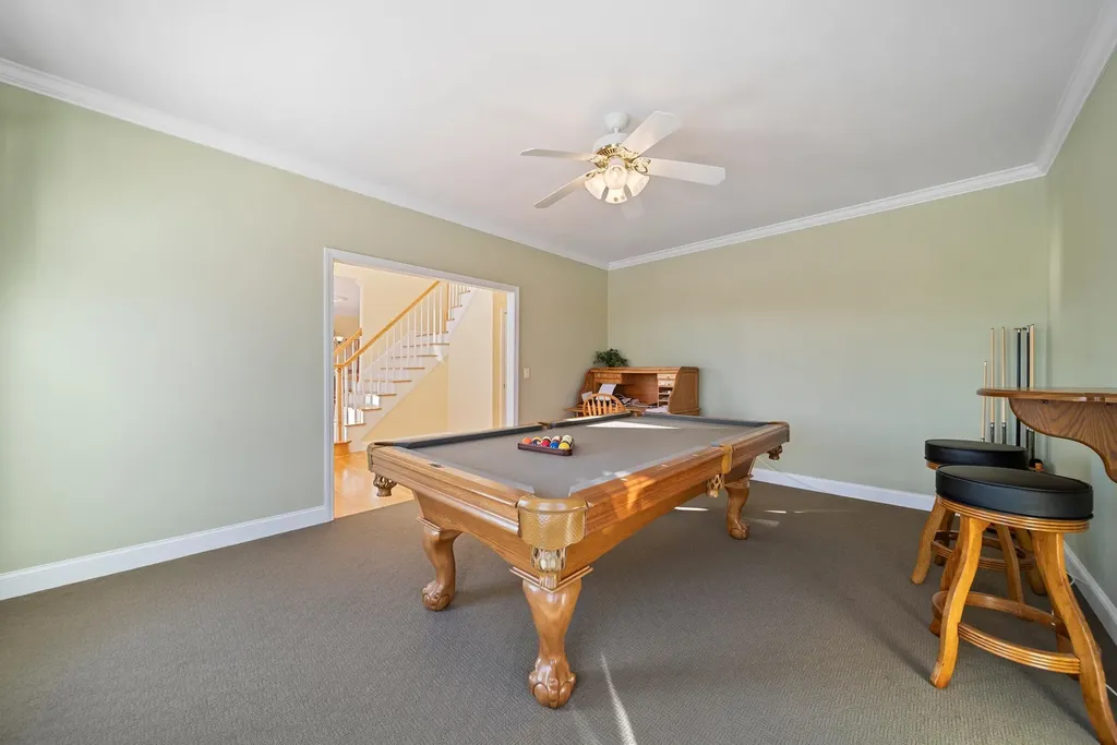 28 Empire Road Pelham NH 03076