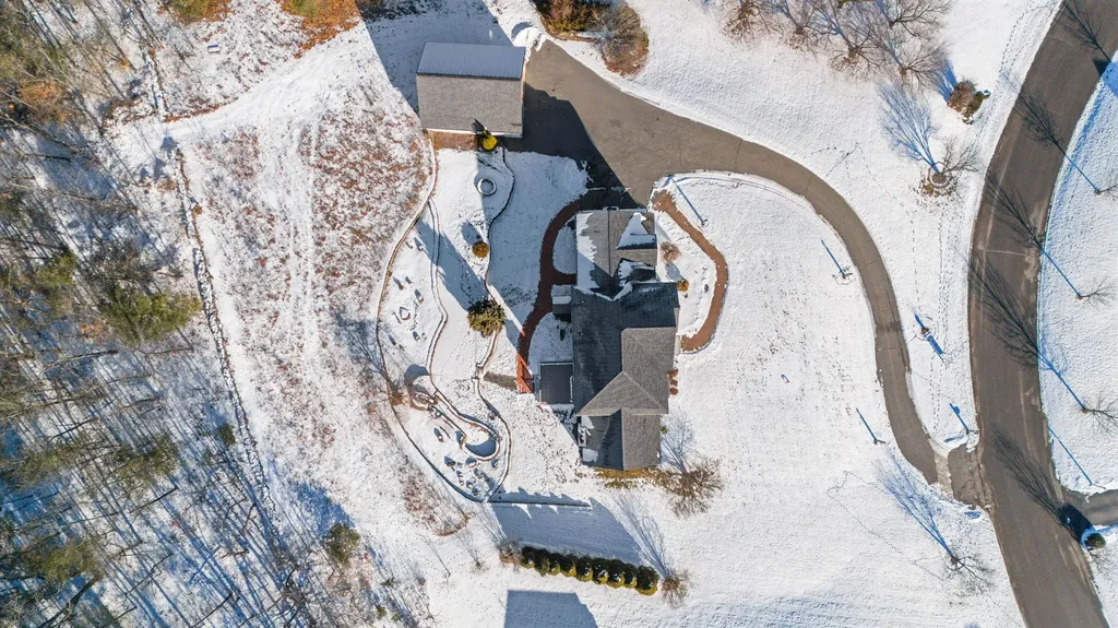 28 Empire Road Pelham NH 03076