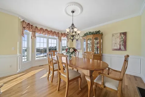 28 Empire Road Pelham NH 03076