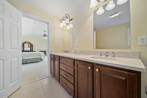 28 Empire Road Pelham NH 03076