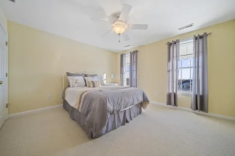 28 Empire Road Pelham NH 03076