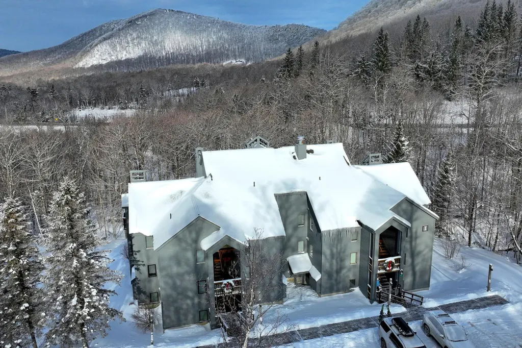42 Brad Mead Drive Killington VT 05751