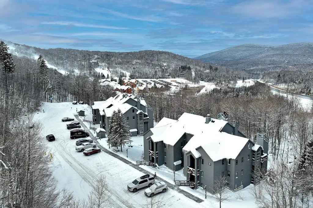 42 Brad Mead Drive Killington VT 05751