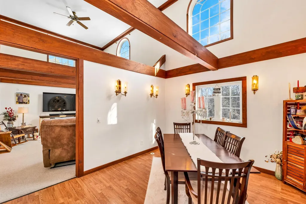 11 Gilson Farm Lane Hartland VT 05048