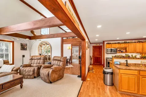 11 Gilson Farm Lane Hartland VT 05048