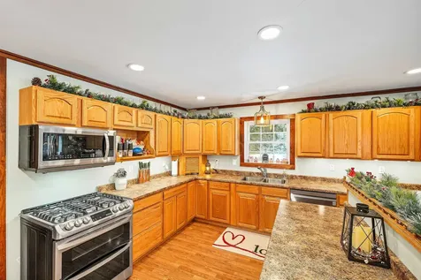 11 Gilson Farm Lane Hartland VT 05048