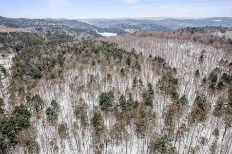 Five Corners Road Thetford VT 05075