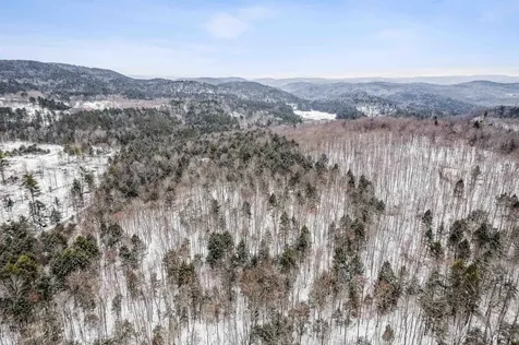 Five Corners Road Thetford VT 05075