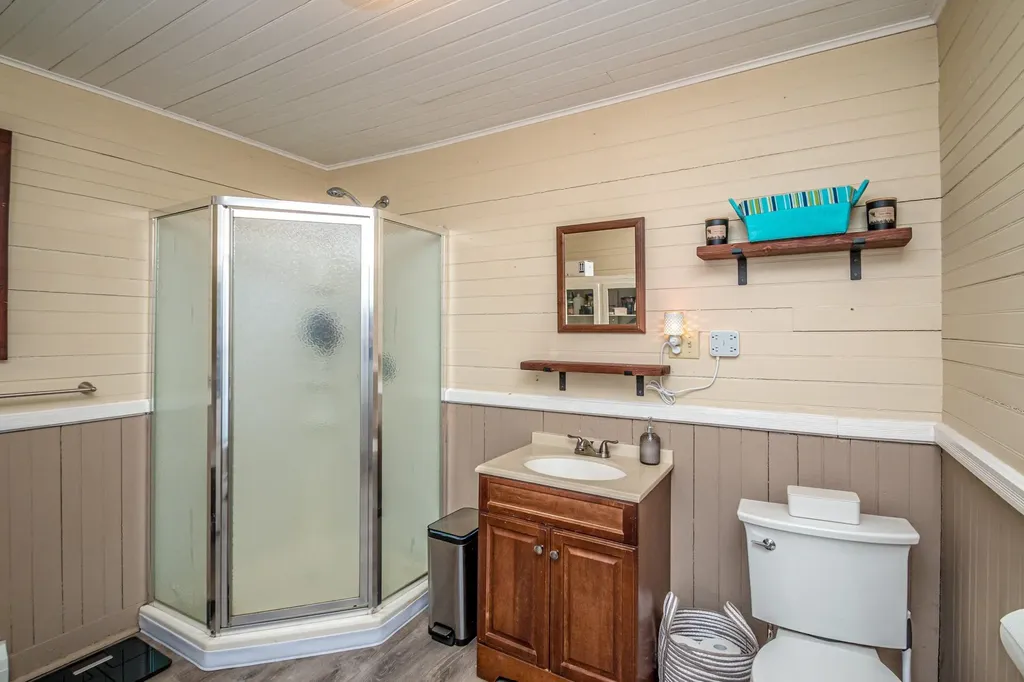 30 Portland Street Lancaster NH 03584