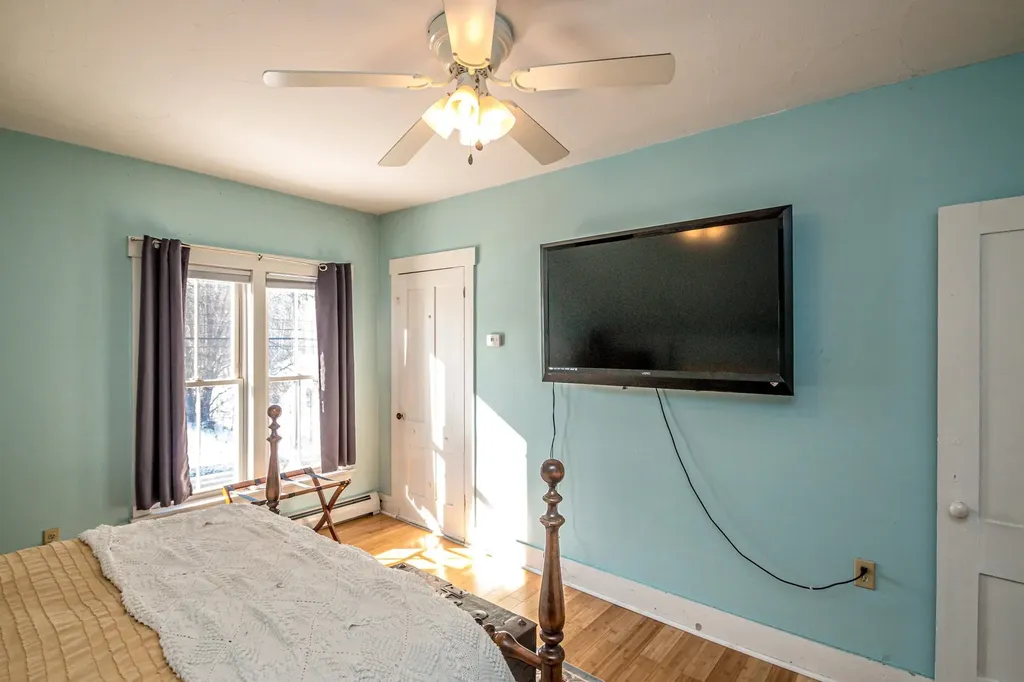 30 Portland Street Lancaster NH 03584