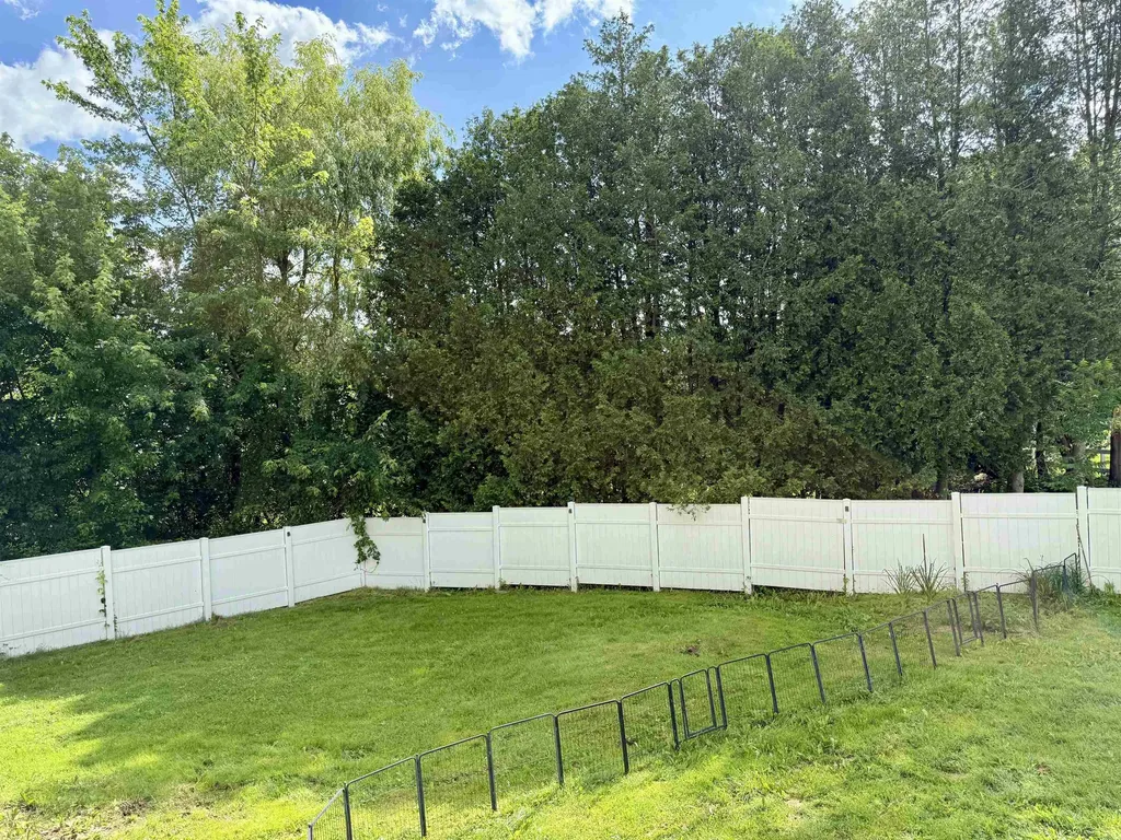 30 Portland Street Lancaster NH 03584