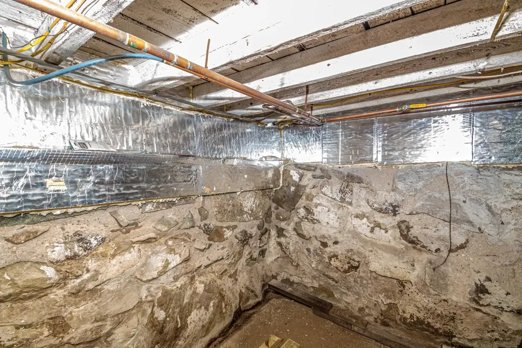 30 Portland Street Lancaster NH 03584